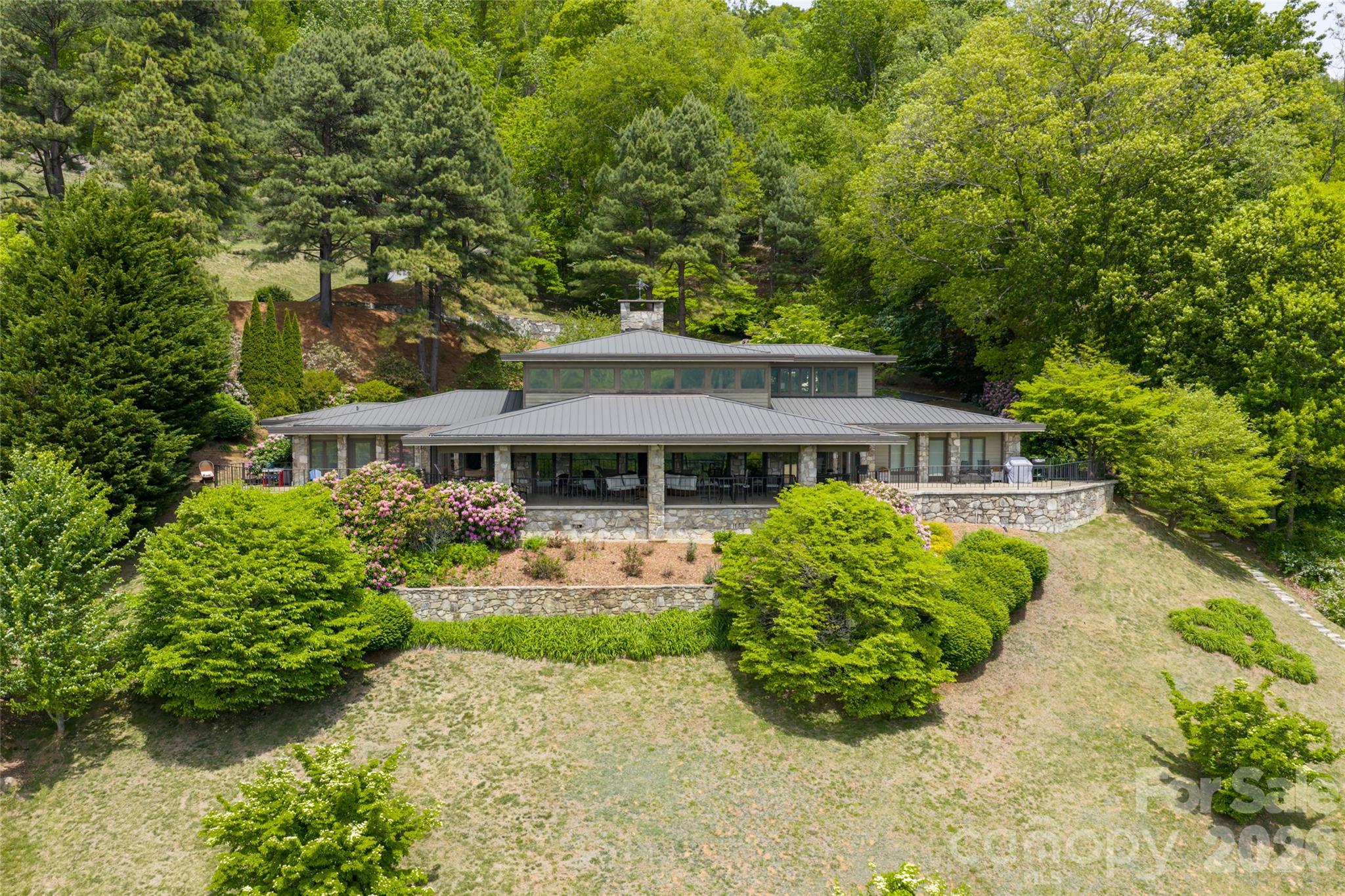 Laurel Ridge Country Club - Residential