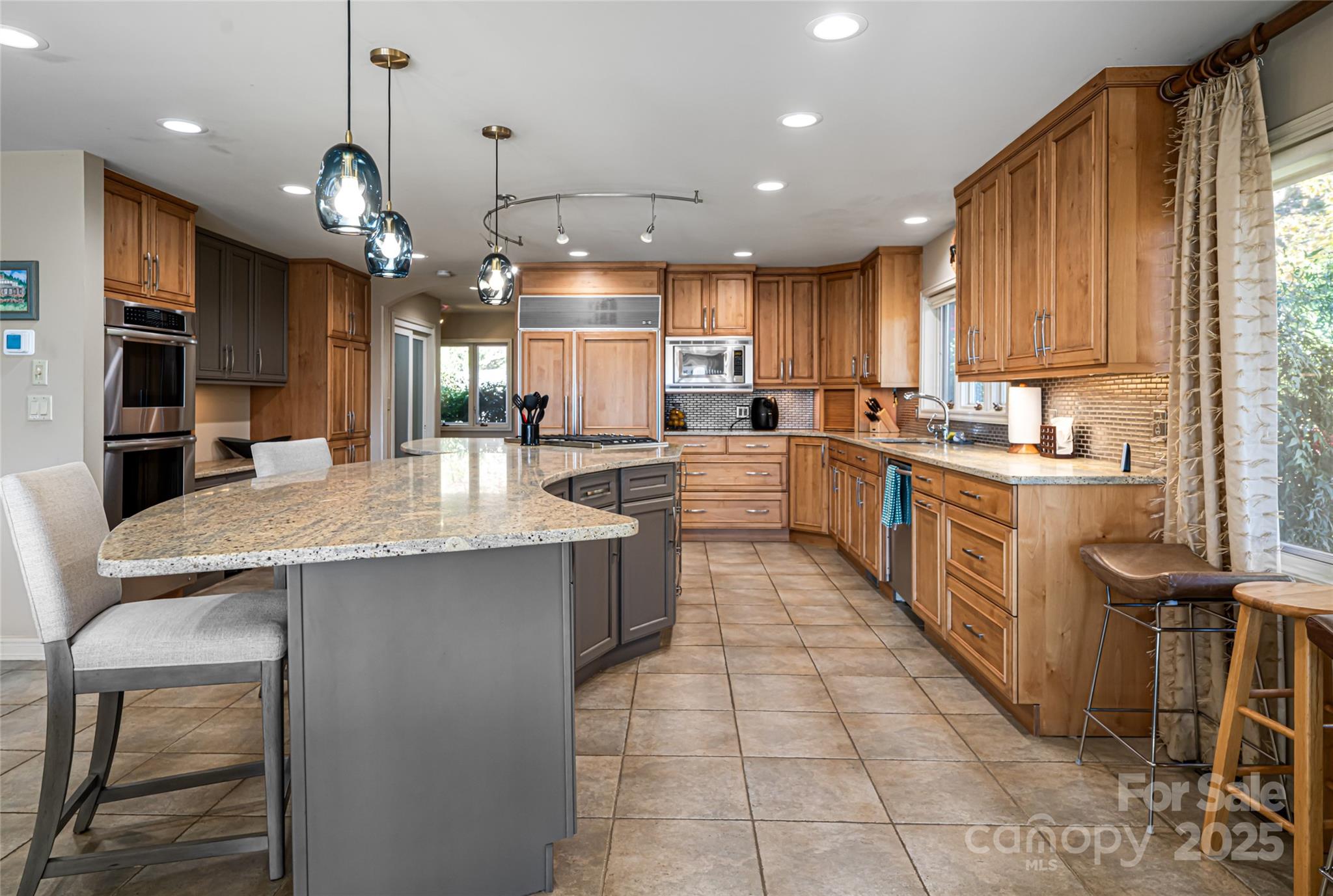 Laurel Ridge Country Club - Residential