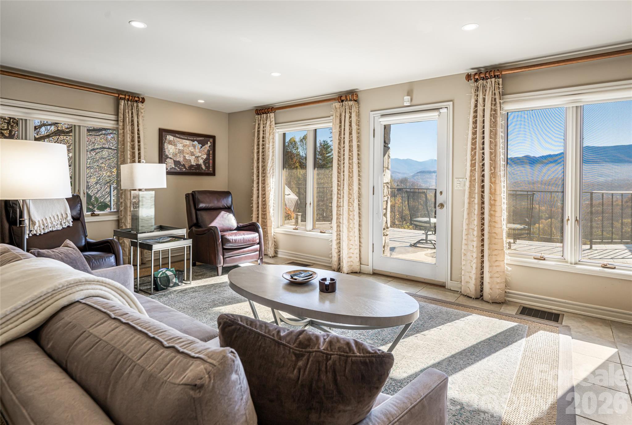 Laurel Ridge Country Club - Residential