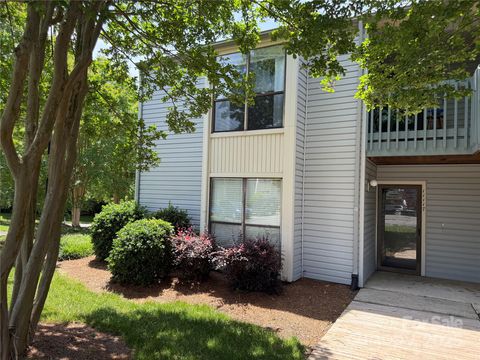 11121 S Harrowfield Road Charlotte NC 28226