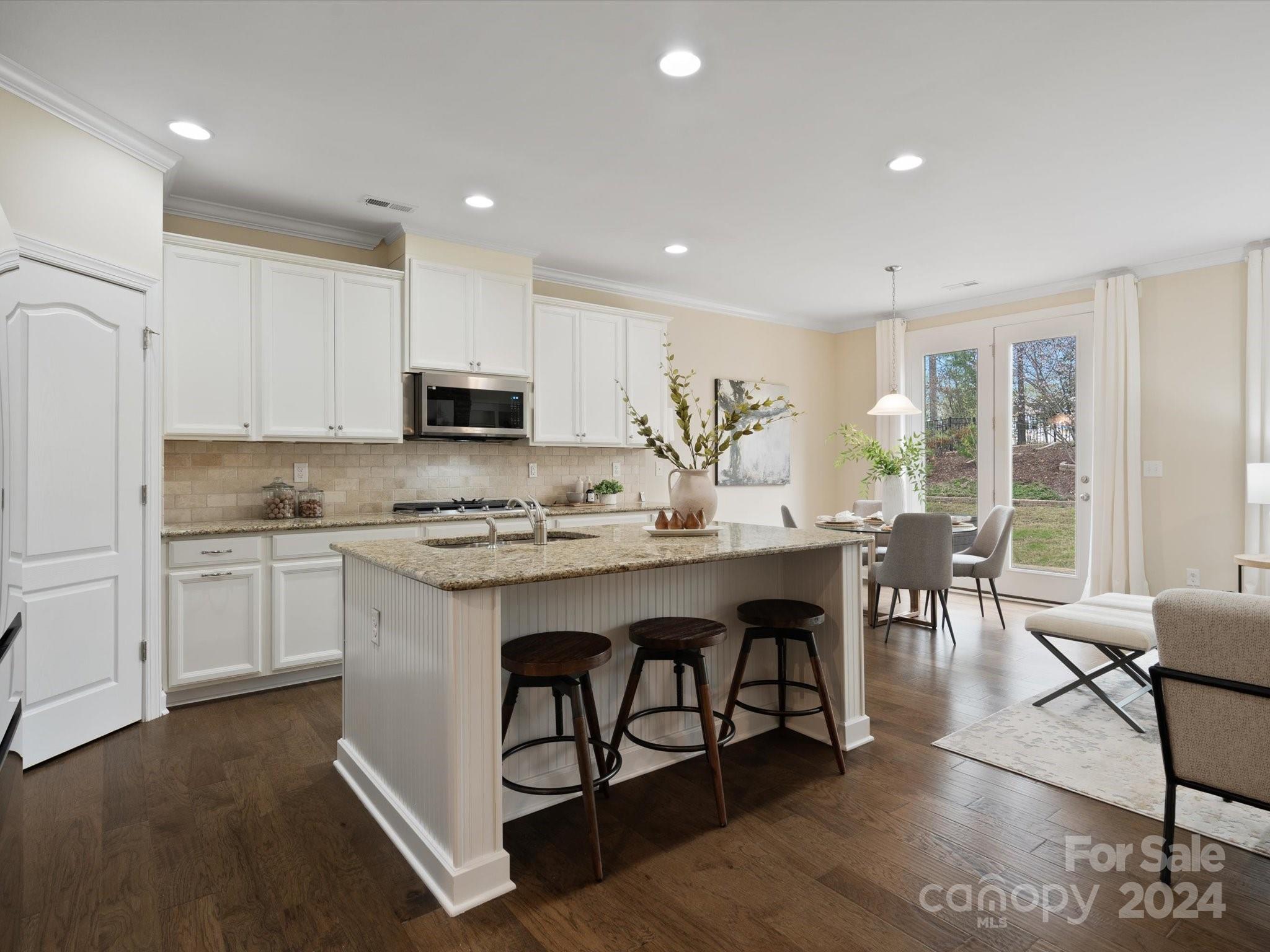 Lake Ridge - Residential