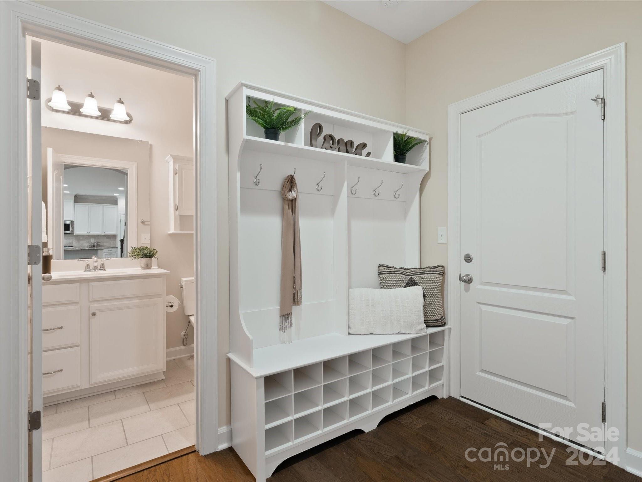 Lake Ridge - Residential