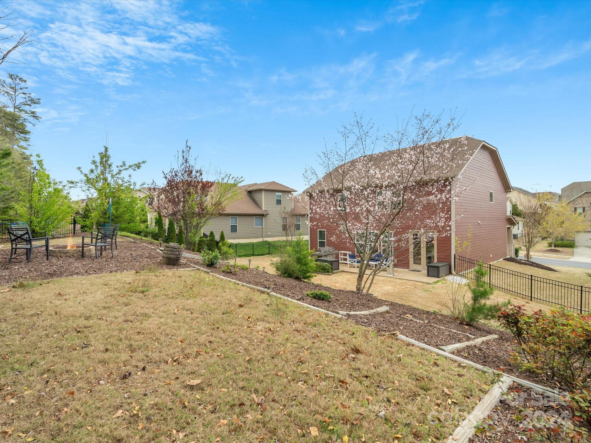 Lake Ridge - Residential