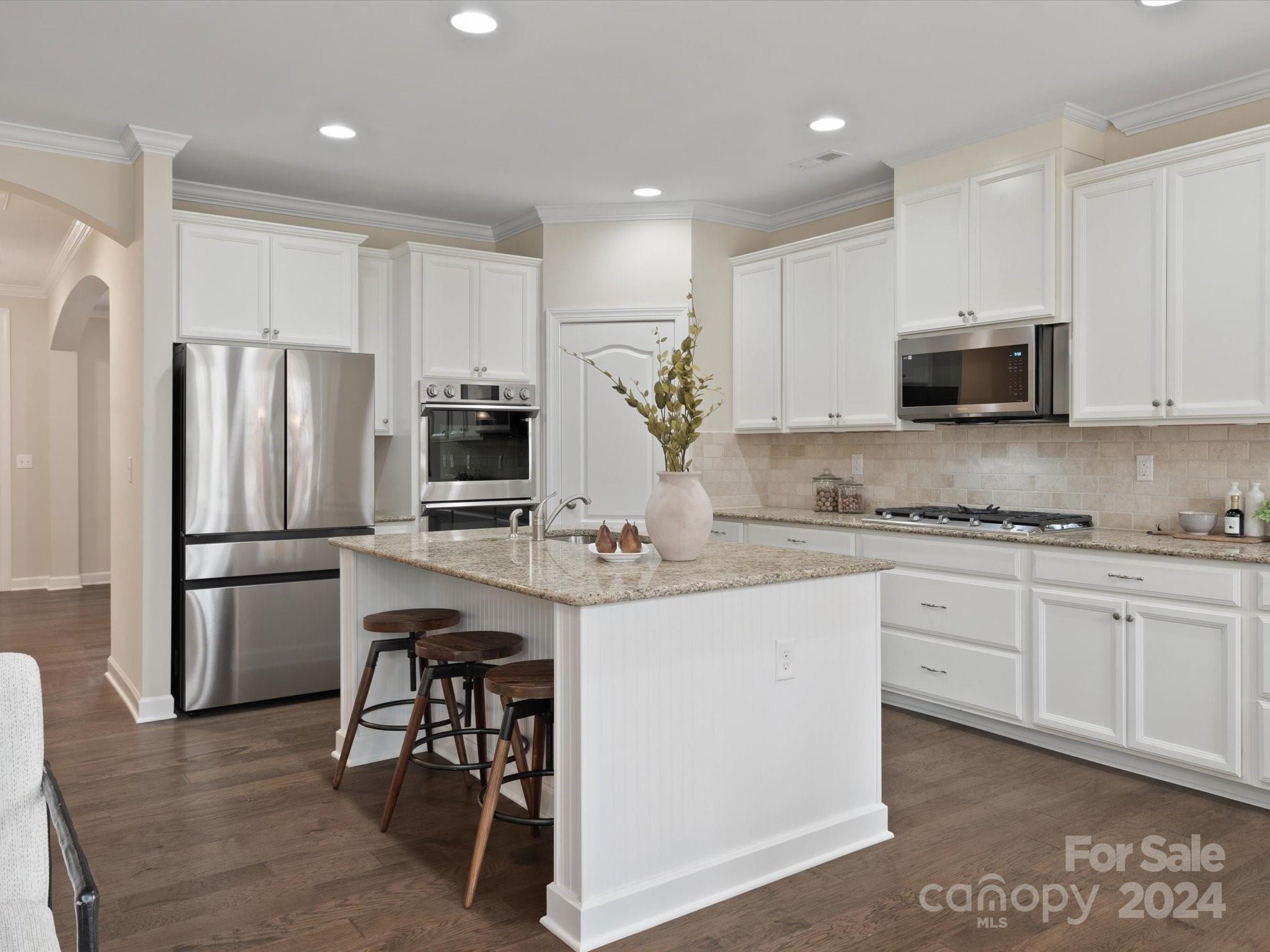 Lake Ridge - Residential