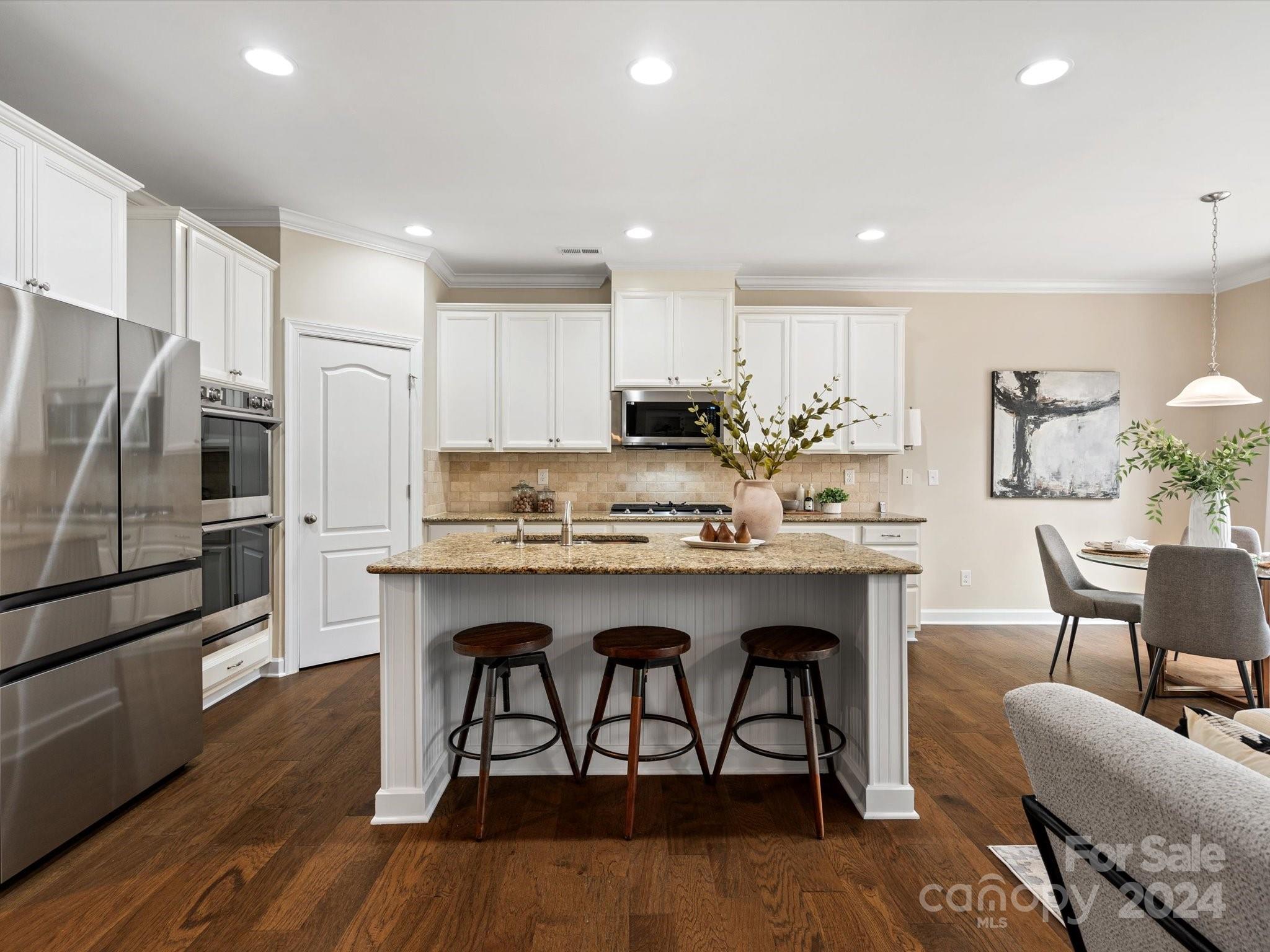 Lake Ridge - Residential