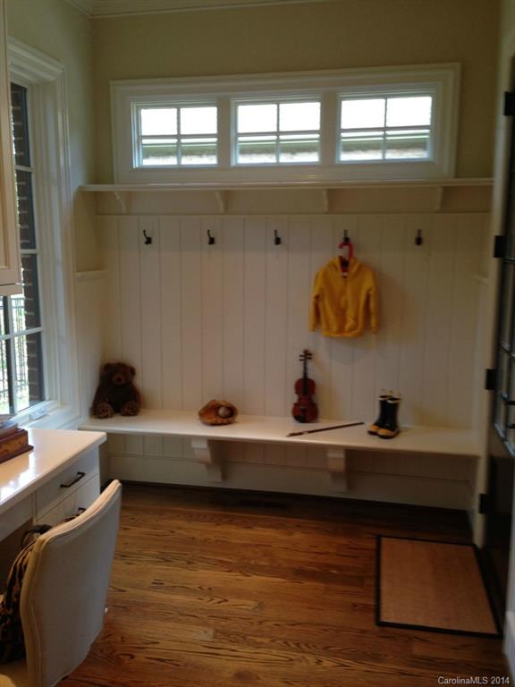 Jordan Manor - Residential