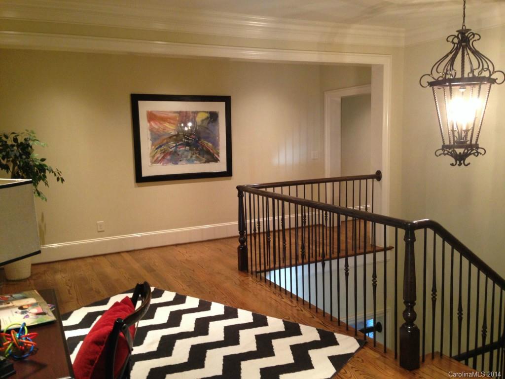 Jordan Manor - Residential