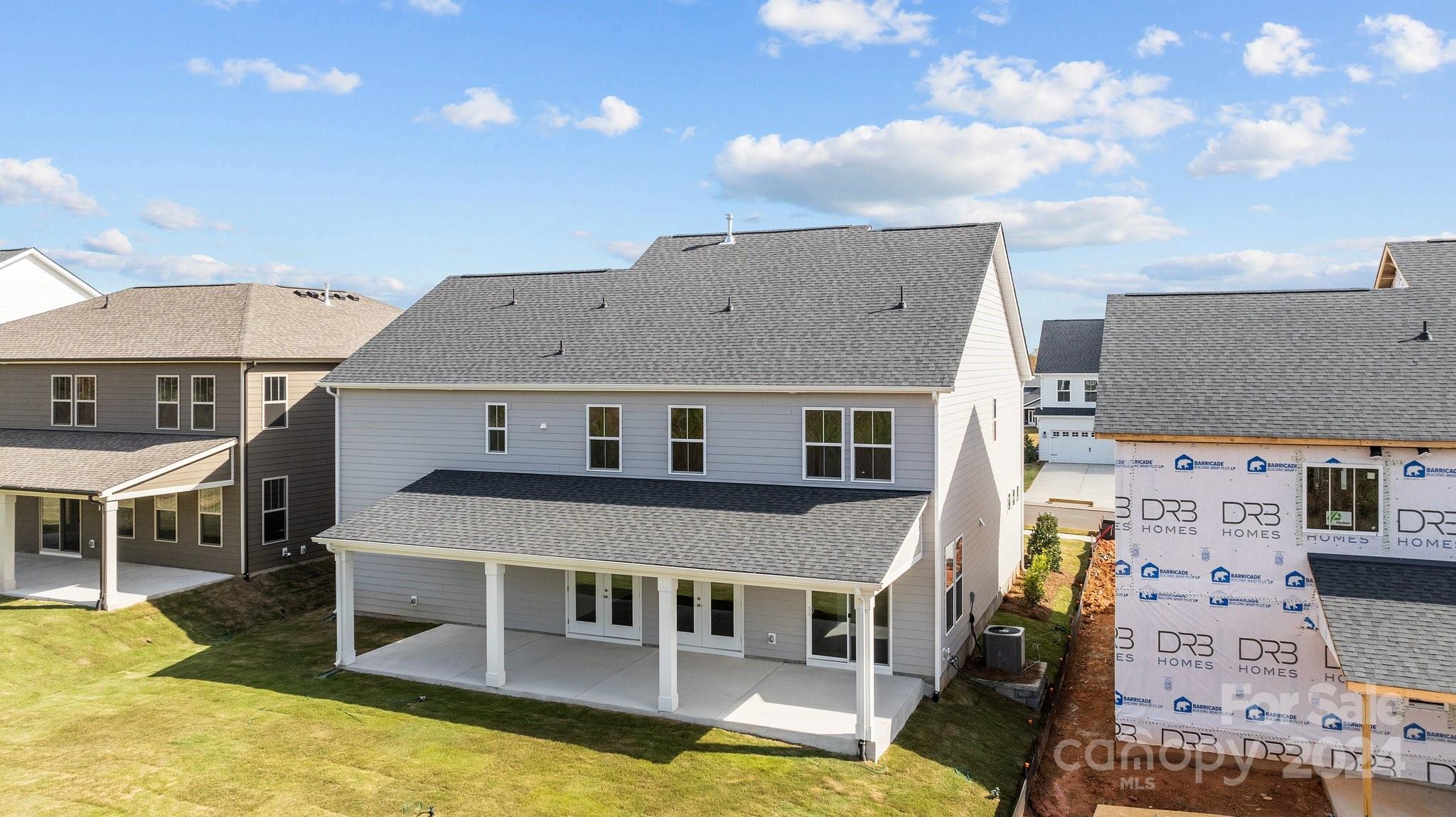 Lakeside Glen - Residential