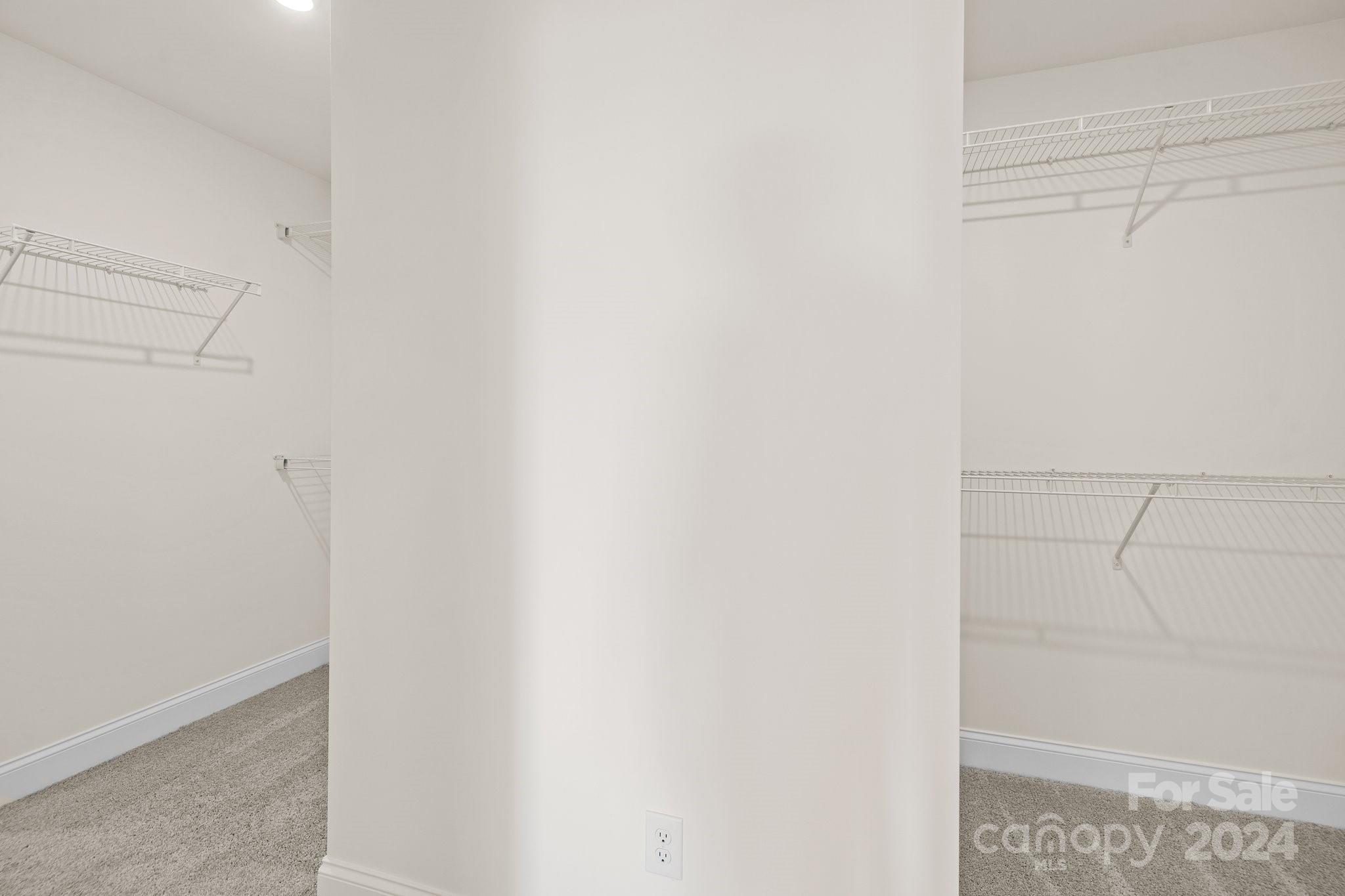 Lakeside Glen - Residential