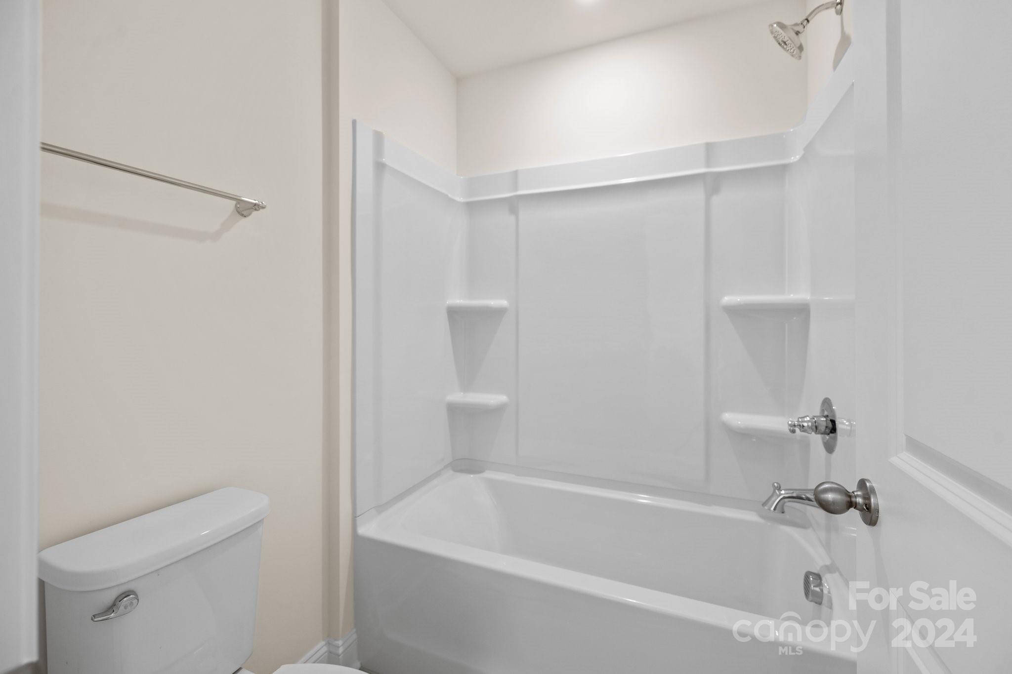 Lakeside Glen - Residential