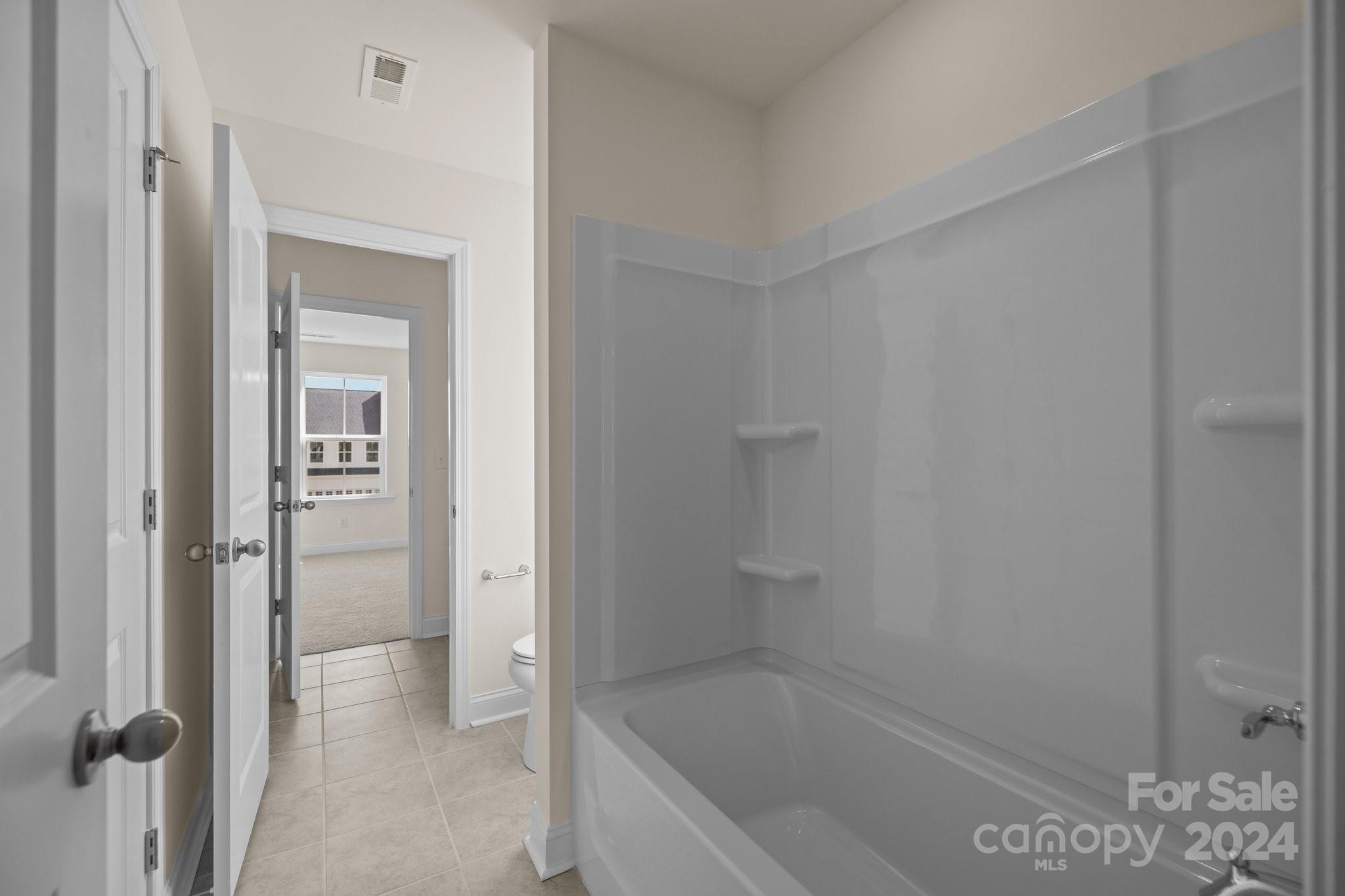 Lakeside Glen - Residential