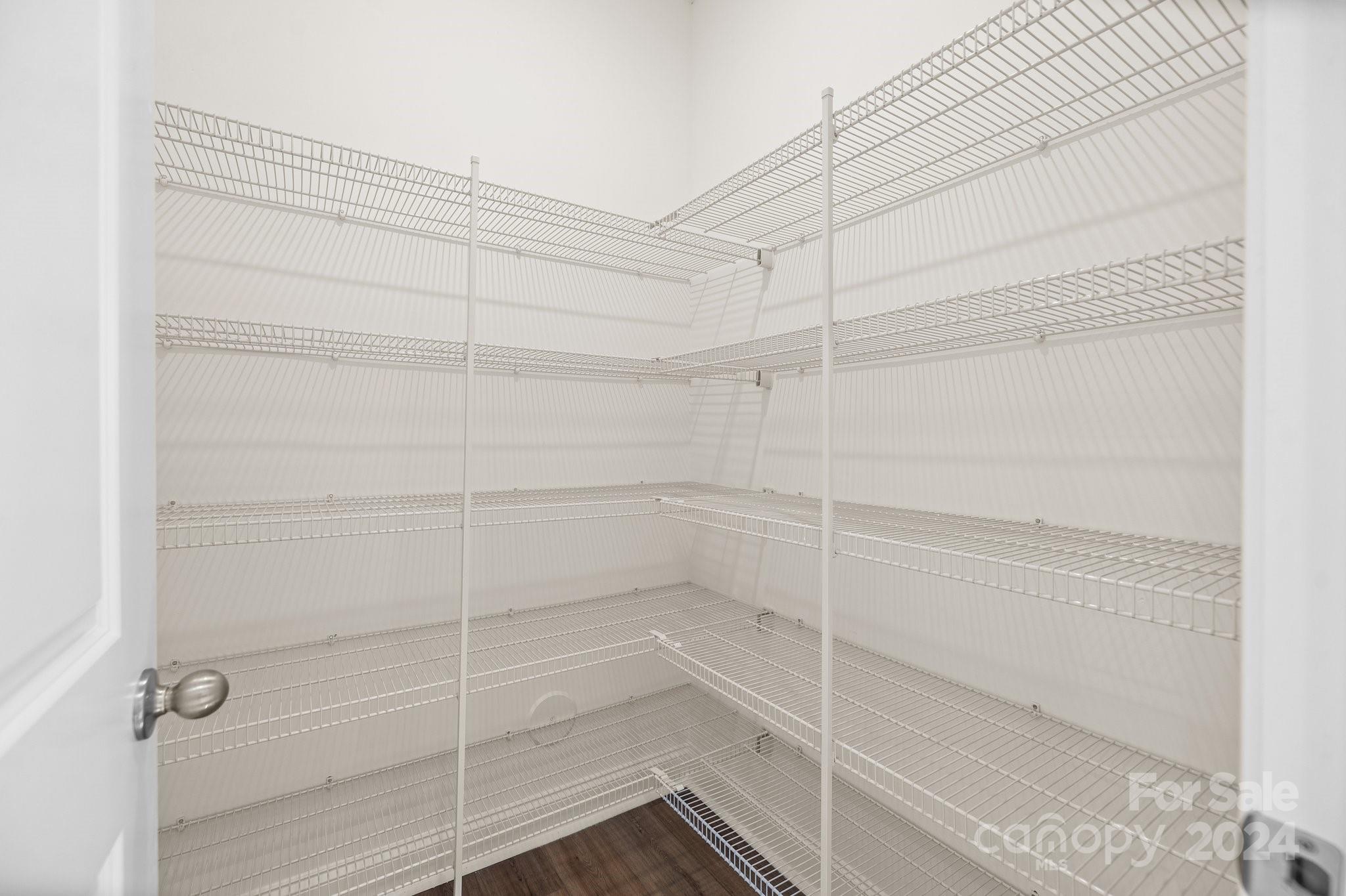 Lakeside Glen - Residential