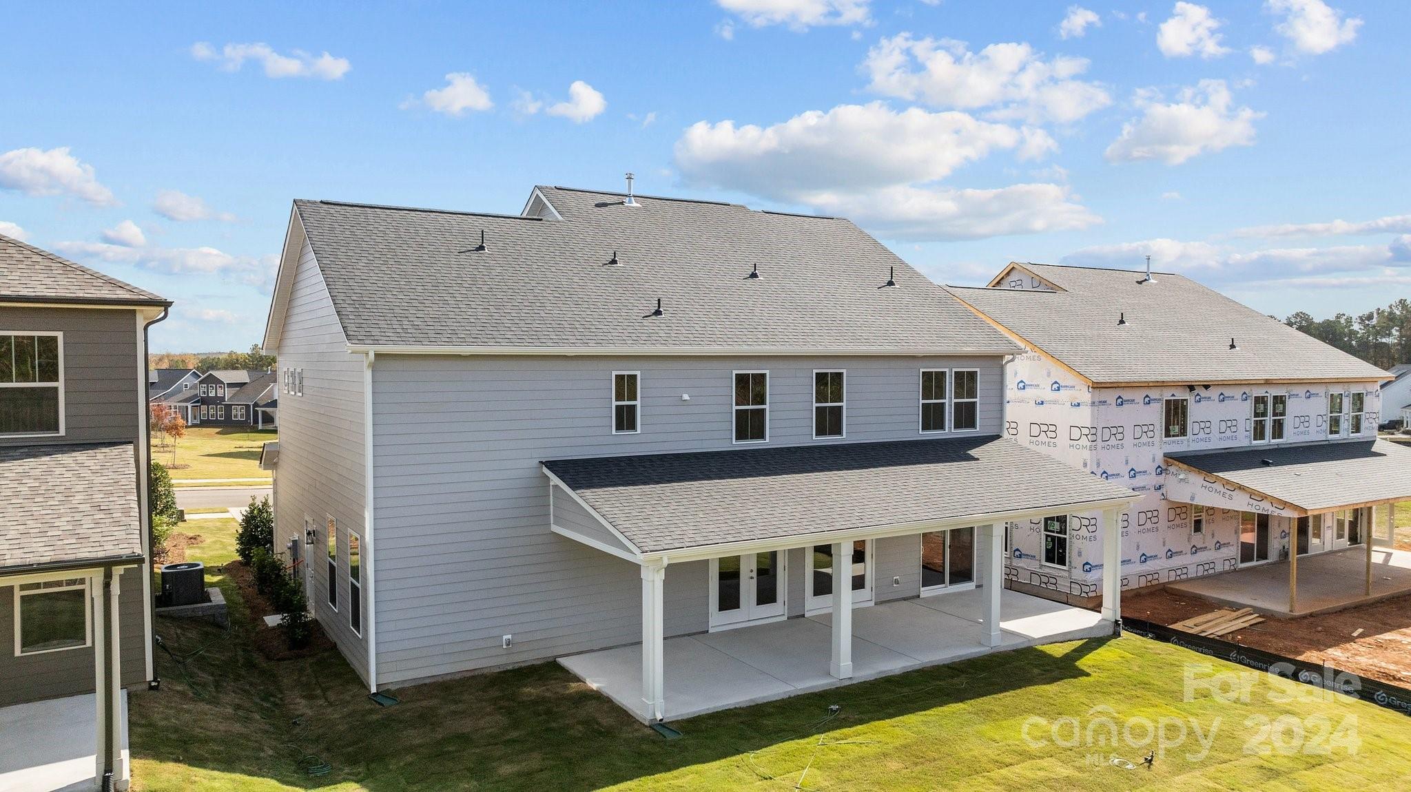 Lakeside Glen - Residential