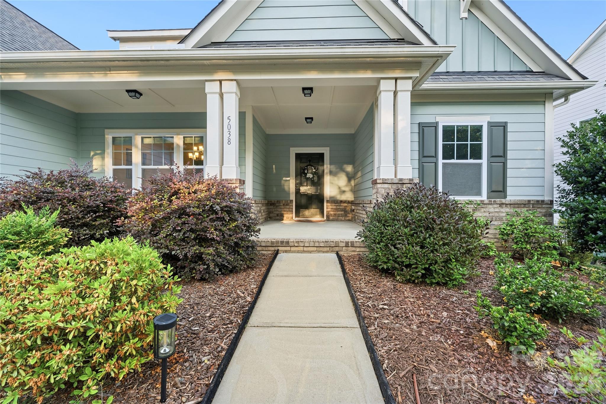 5038 Stonehill Lane