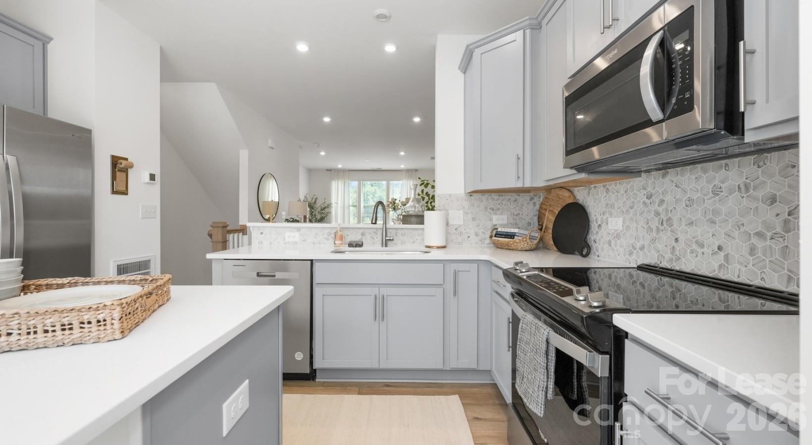 2635 W Trade Street Tate