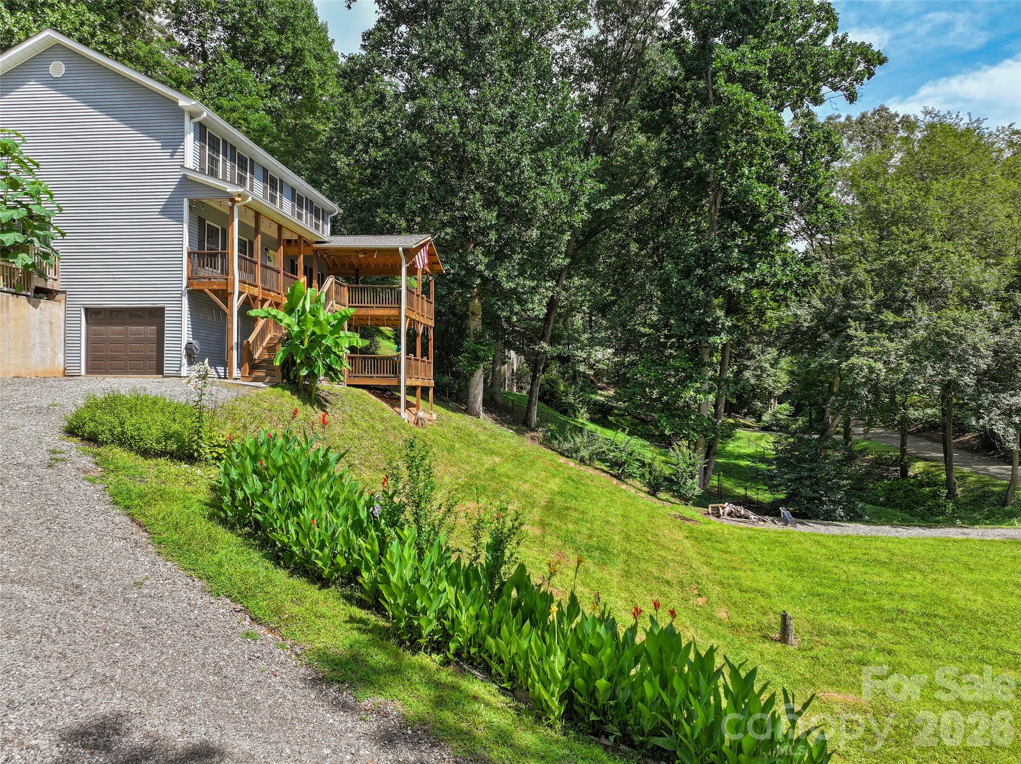 133 Shadow Oak Lane