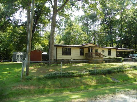 Photo of 162 Fifth Avenue, New London, NC 28127 (MLS # 4415533)