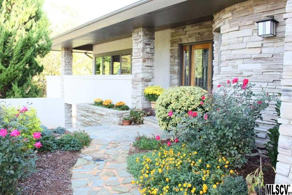 Governors Harbour - Residential