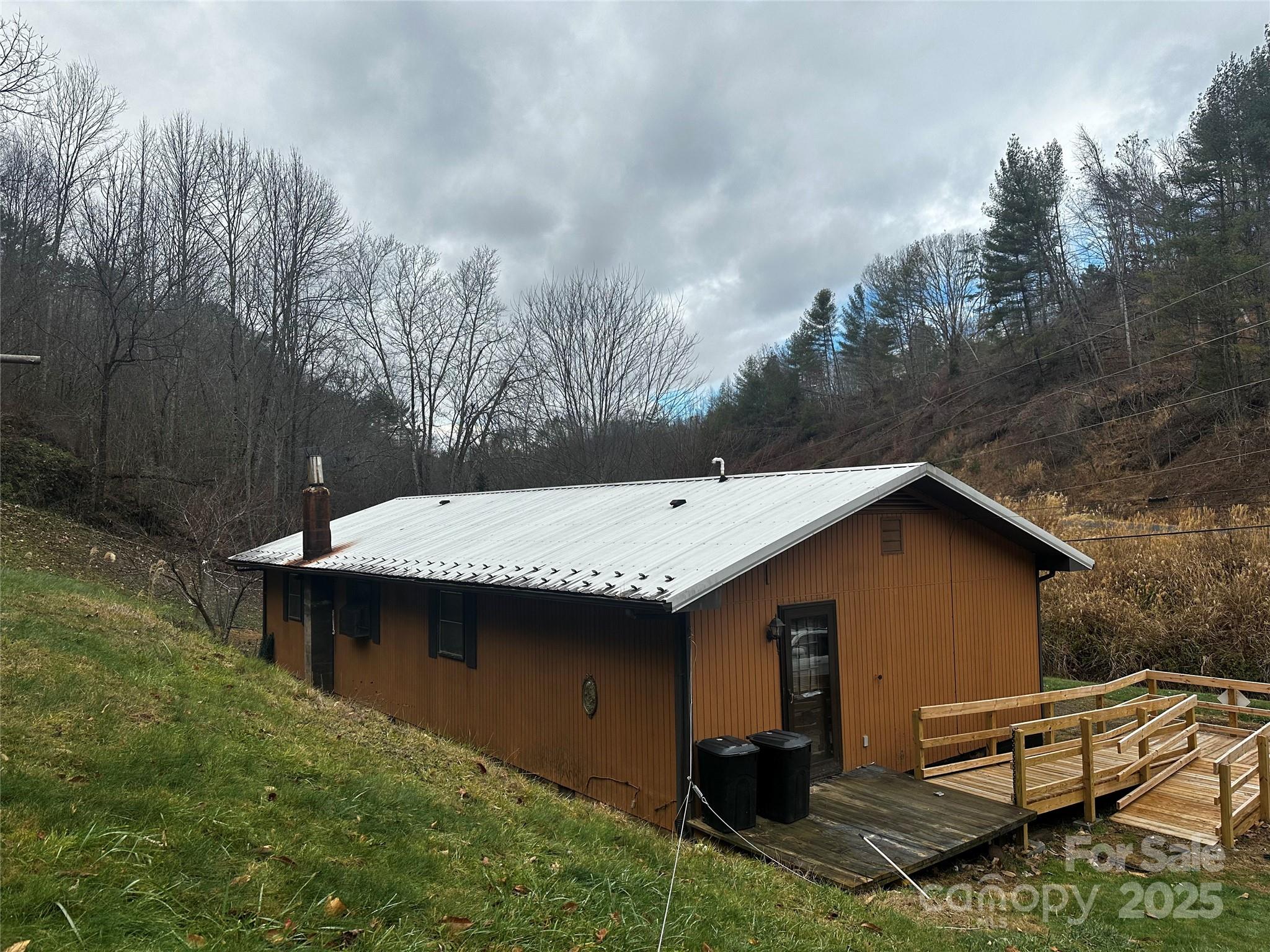 321 Raccoon Branch Road