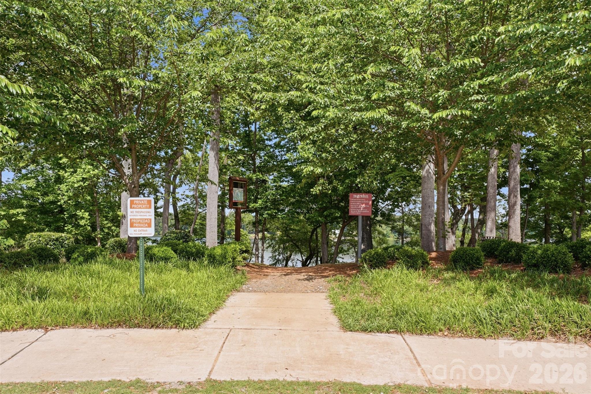 Imagery on Mtn Island - Residential
