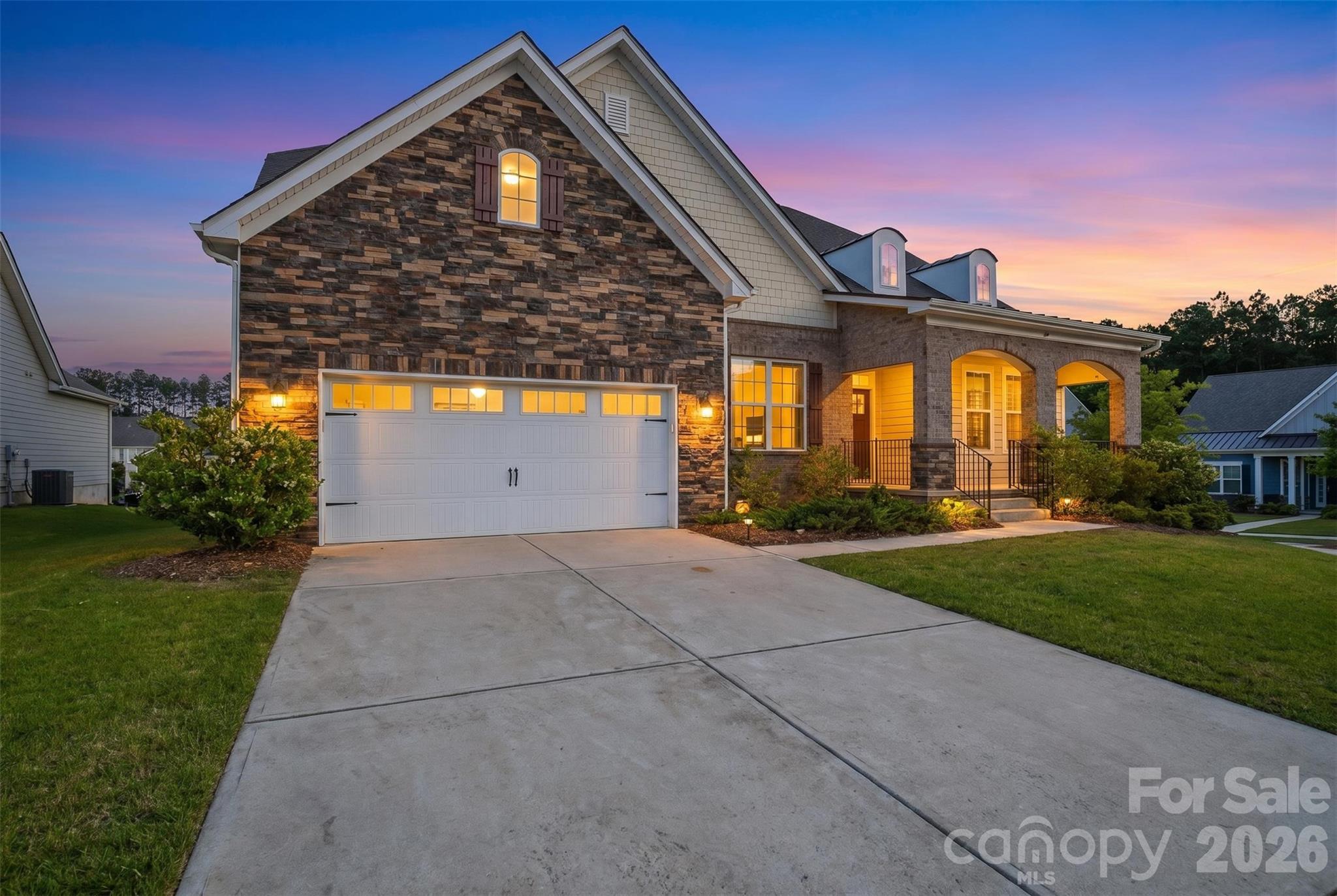 Imagery on Mtn Island - Residential