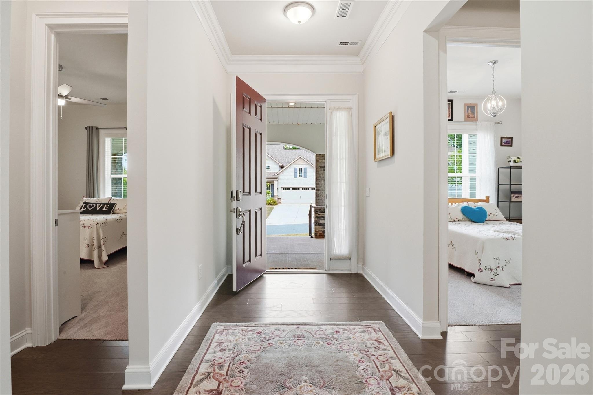 Imagery on Mtn Island - Residential