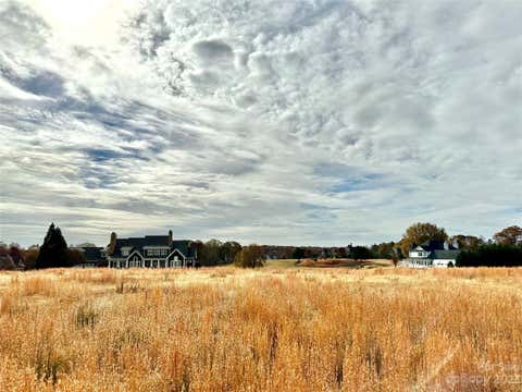 Photo for 1055 Rolling Meadows Drive 7