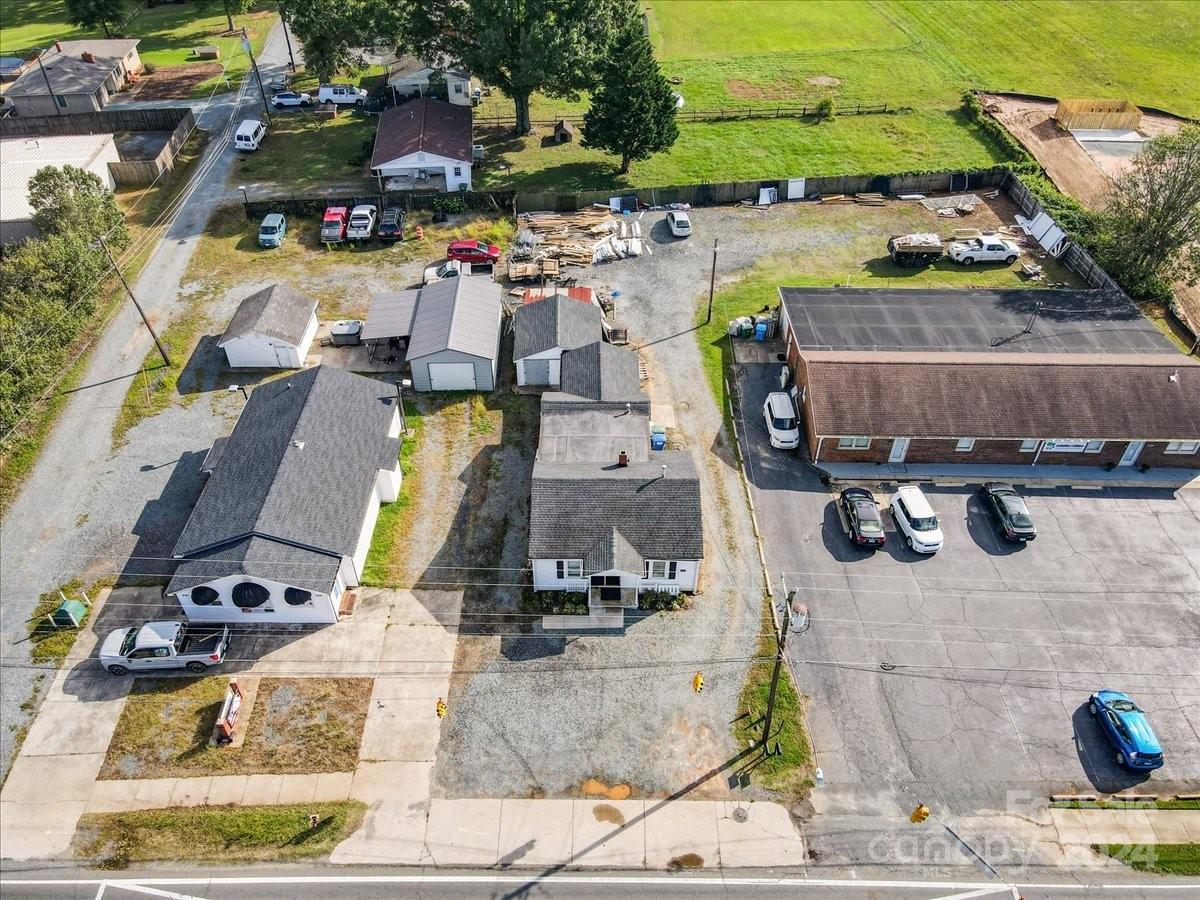 8308 Fairview Road