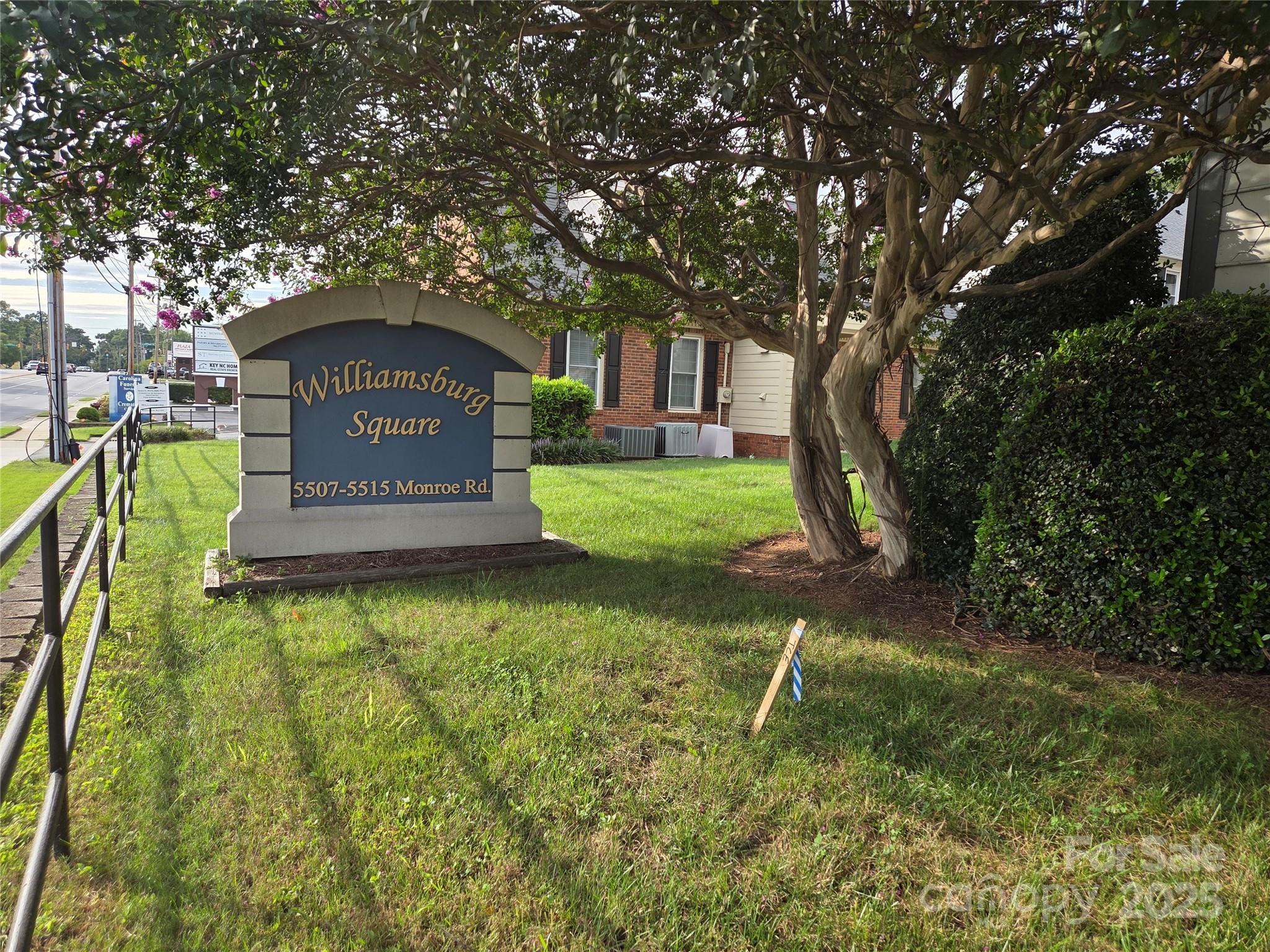 5511 Monroe Road