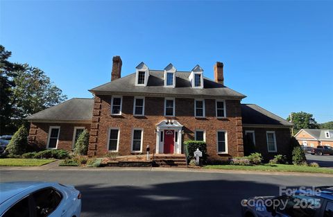 5511 Monroe Road Charlotte NC 28212