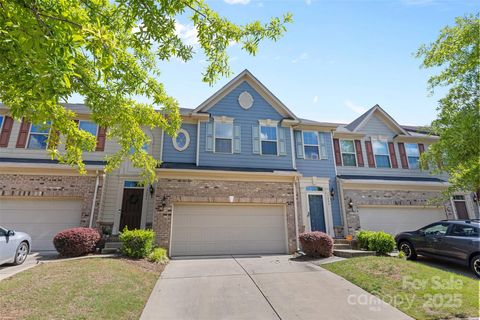 3245 Major Samuals Way Charlotte NC 28208