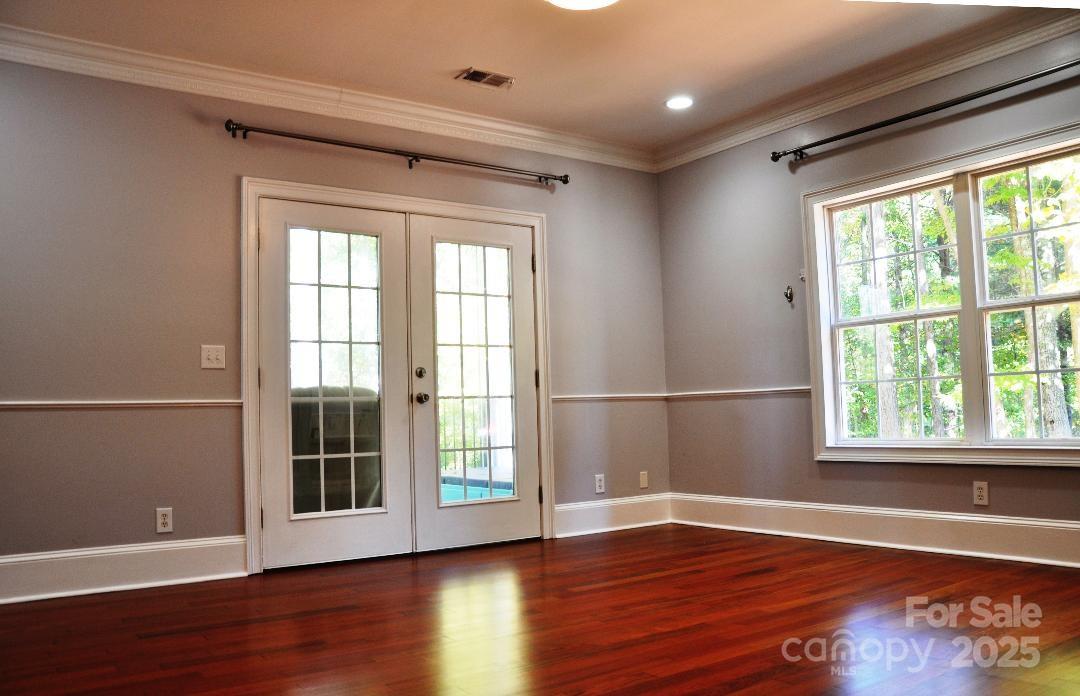 The Retreat - Residential