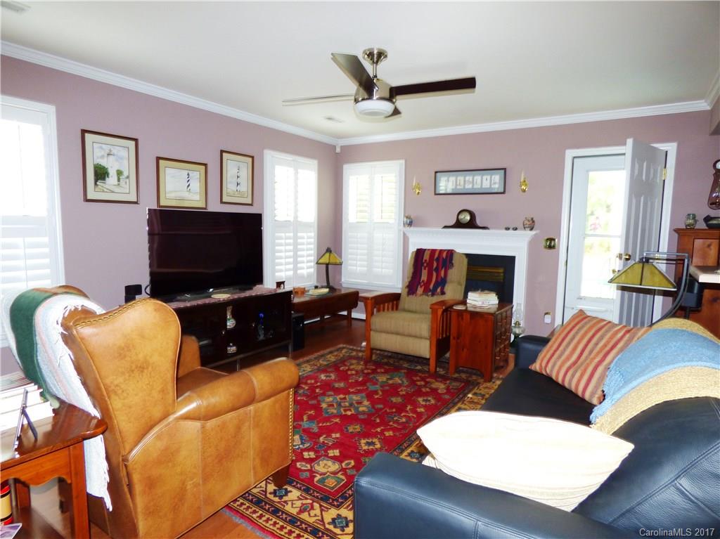 Davis Lake - Residential