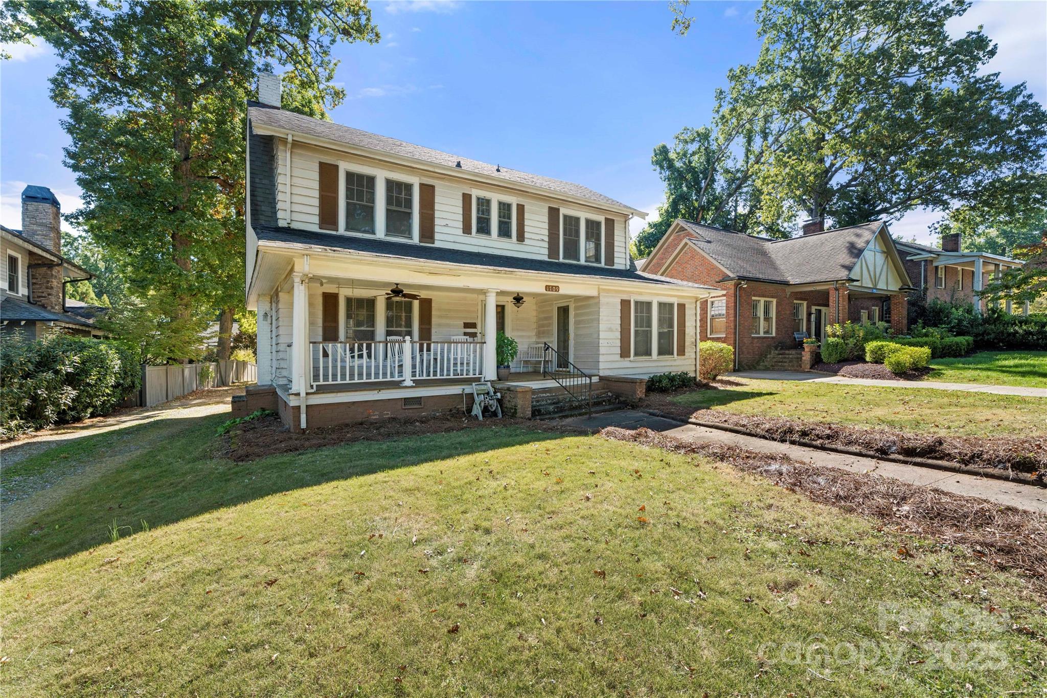 1709 Park Road