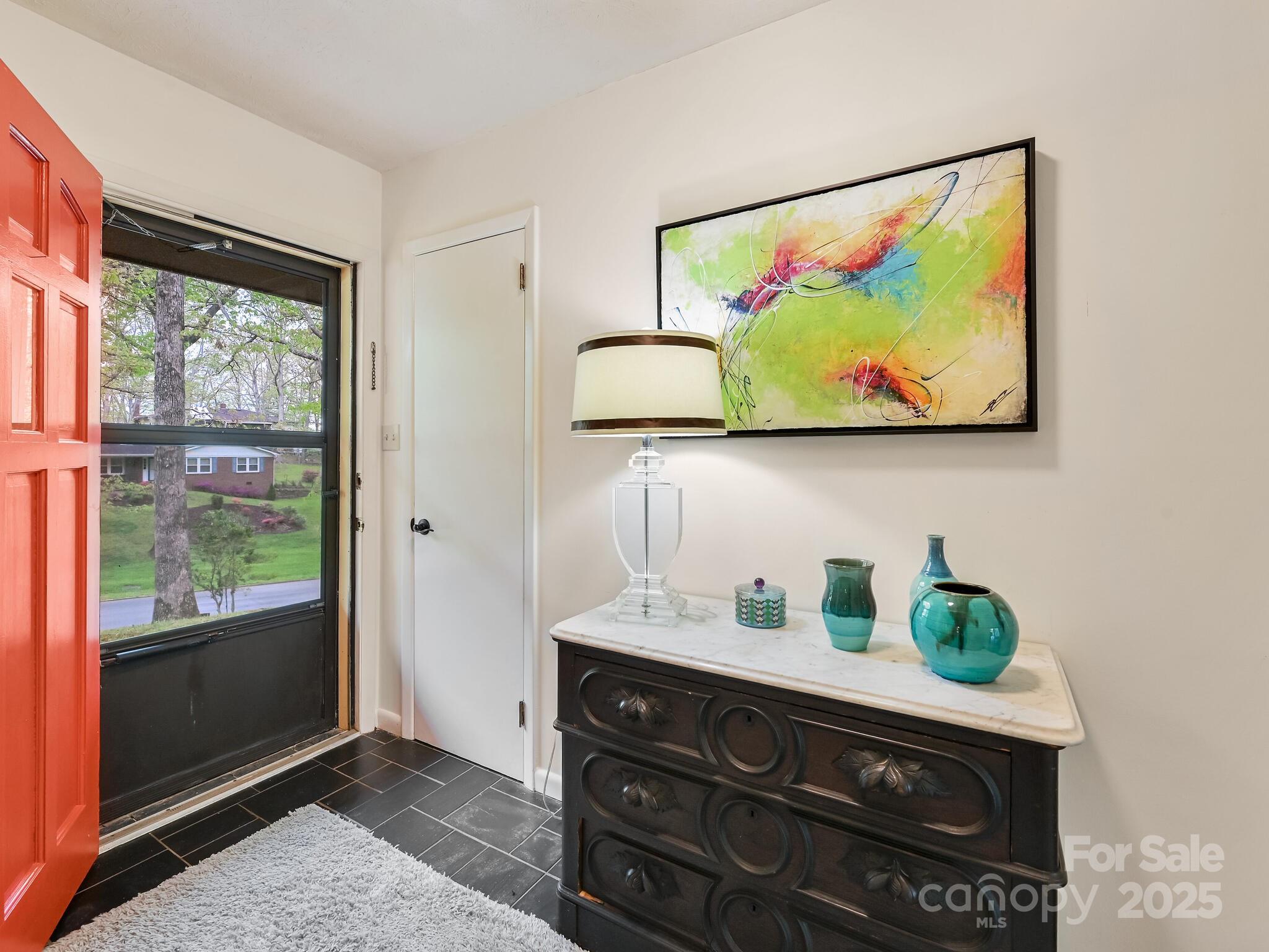 4 Highlander Road