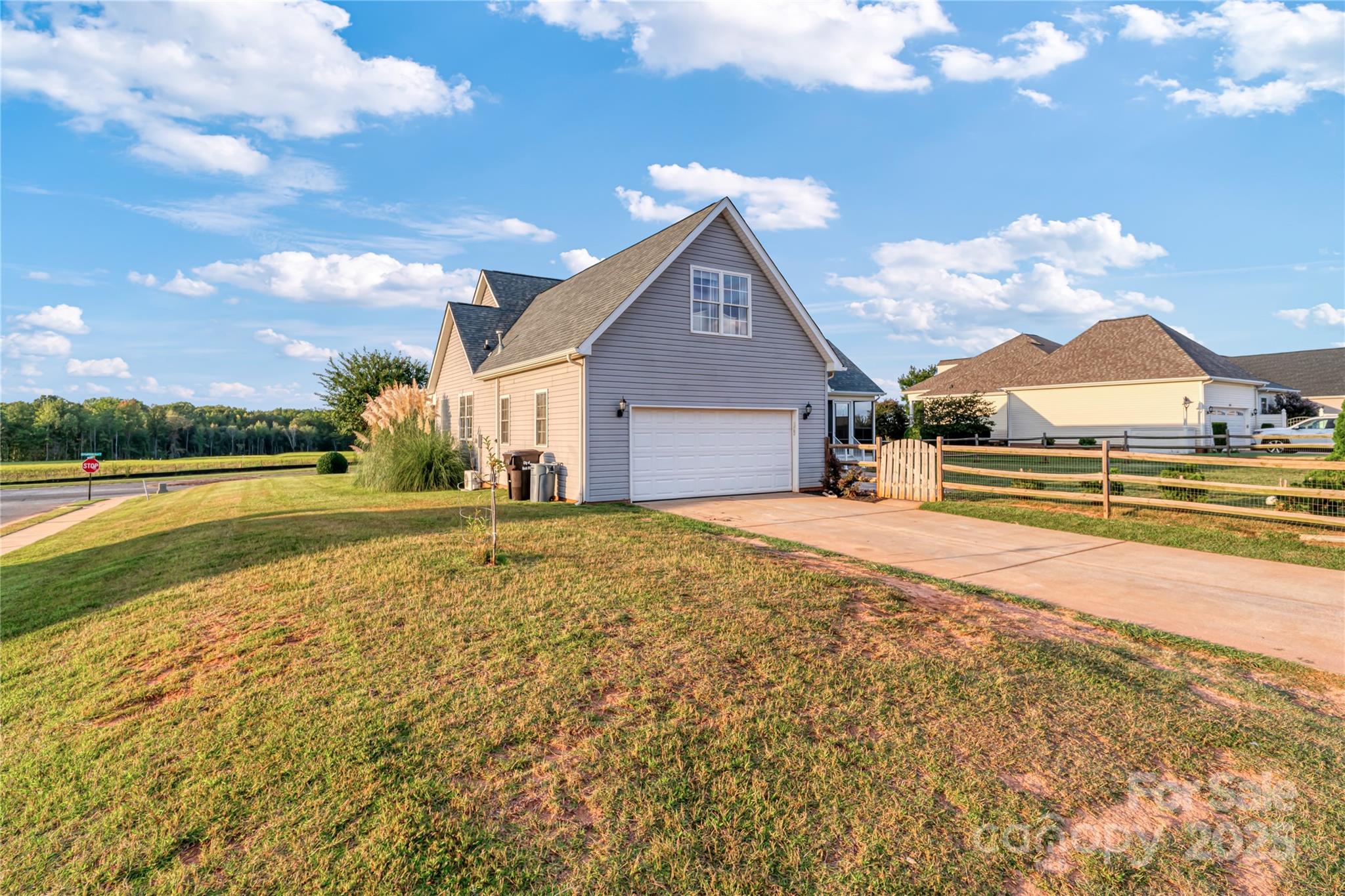 Stoneridge Lakes - Residential