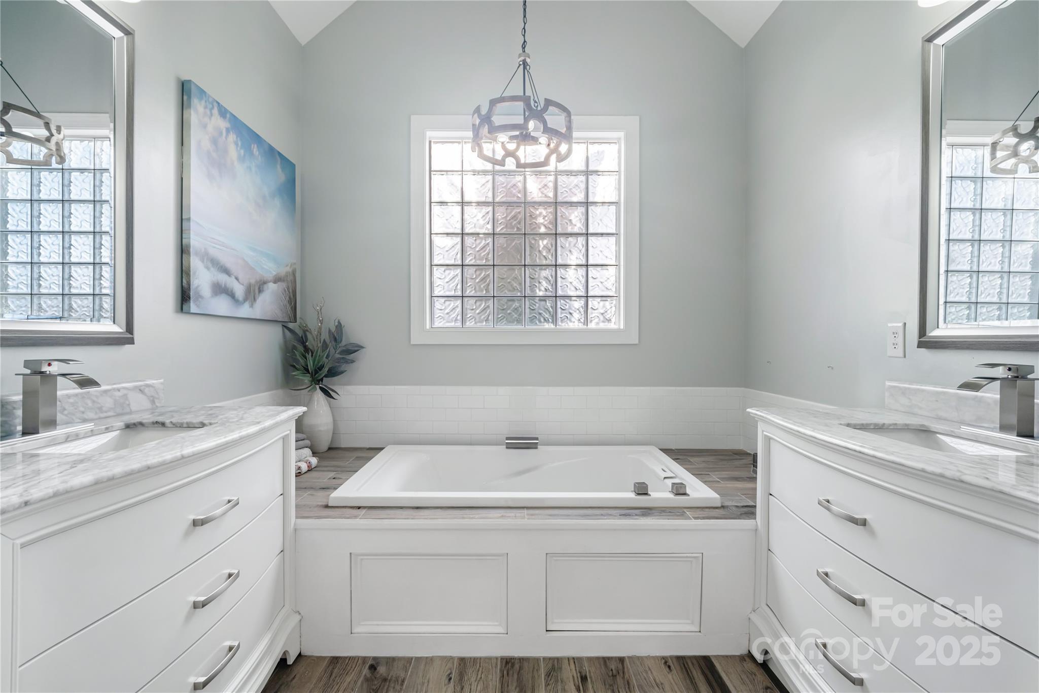 Stoneridge Lakes - Residential