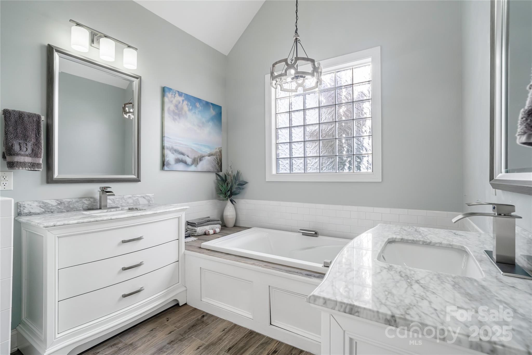 Stoneridge Lakes - Residential