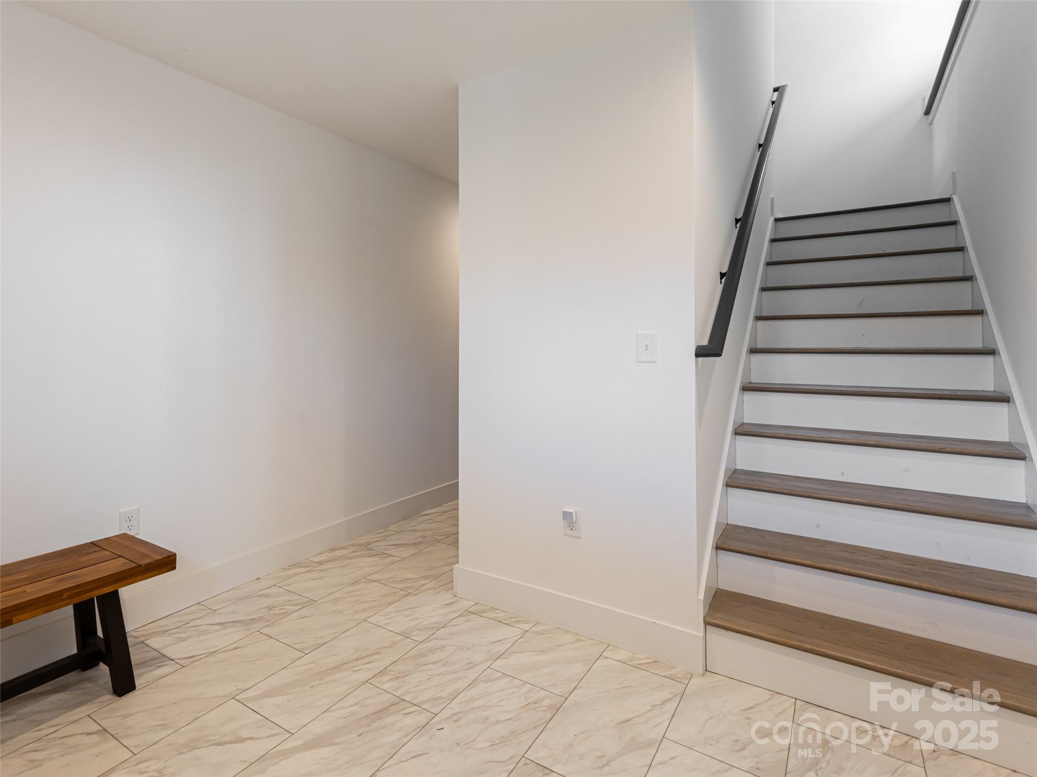 125 Waynesville Avenue