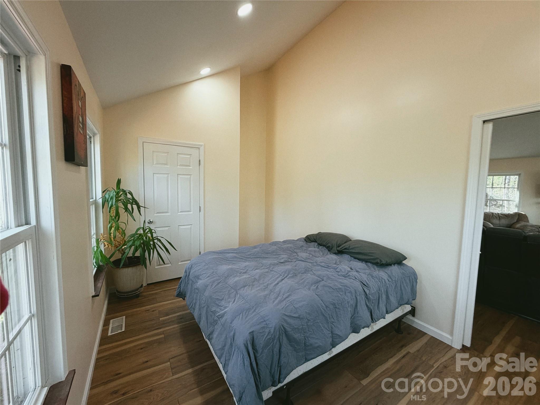 Pointe West - Residential