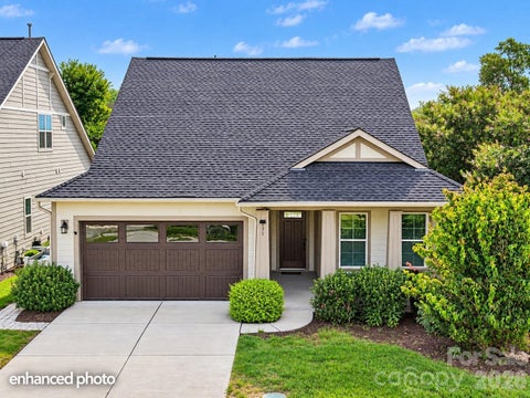 Photo of 171 Chimney Rock Court, Denver, NC 28037 (MLS # 4422972)
