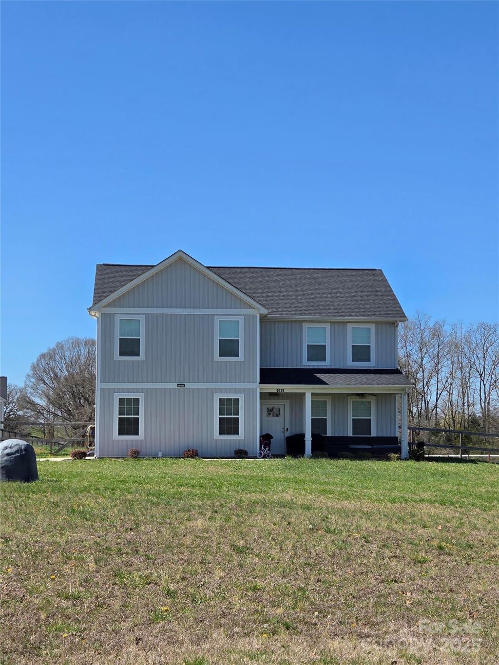 listing image 0