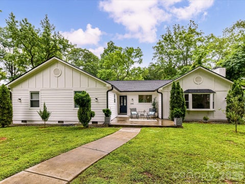 Photo of 1801 Matheson Avenue, Charlotte, NC 28205 (MLS # 4388505)