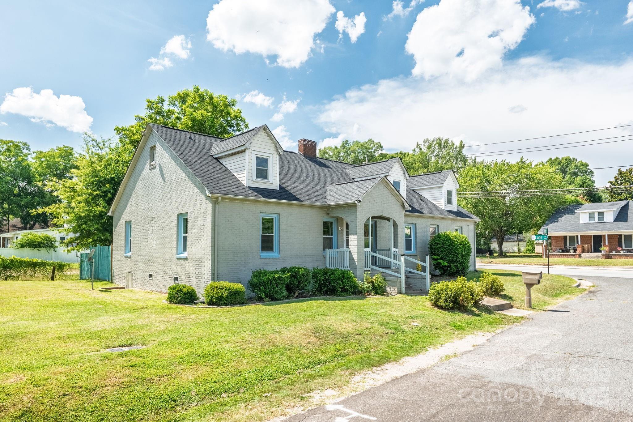 1106 Lane Street