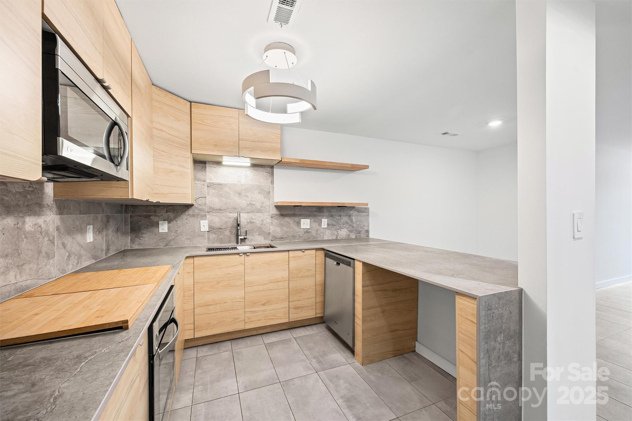 Churchill Downs - Residential