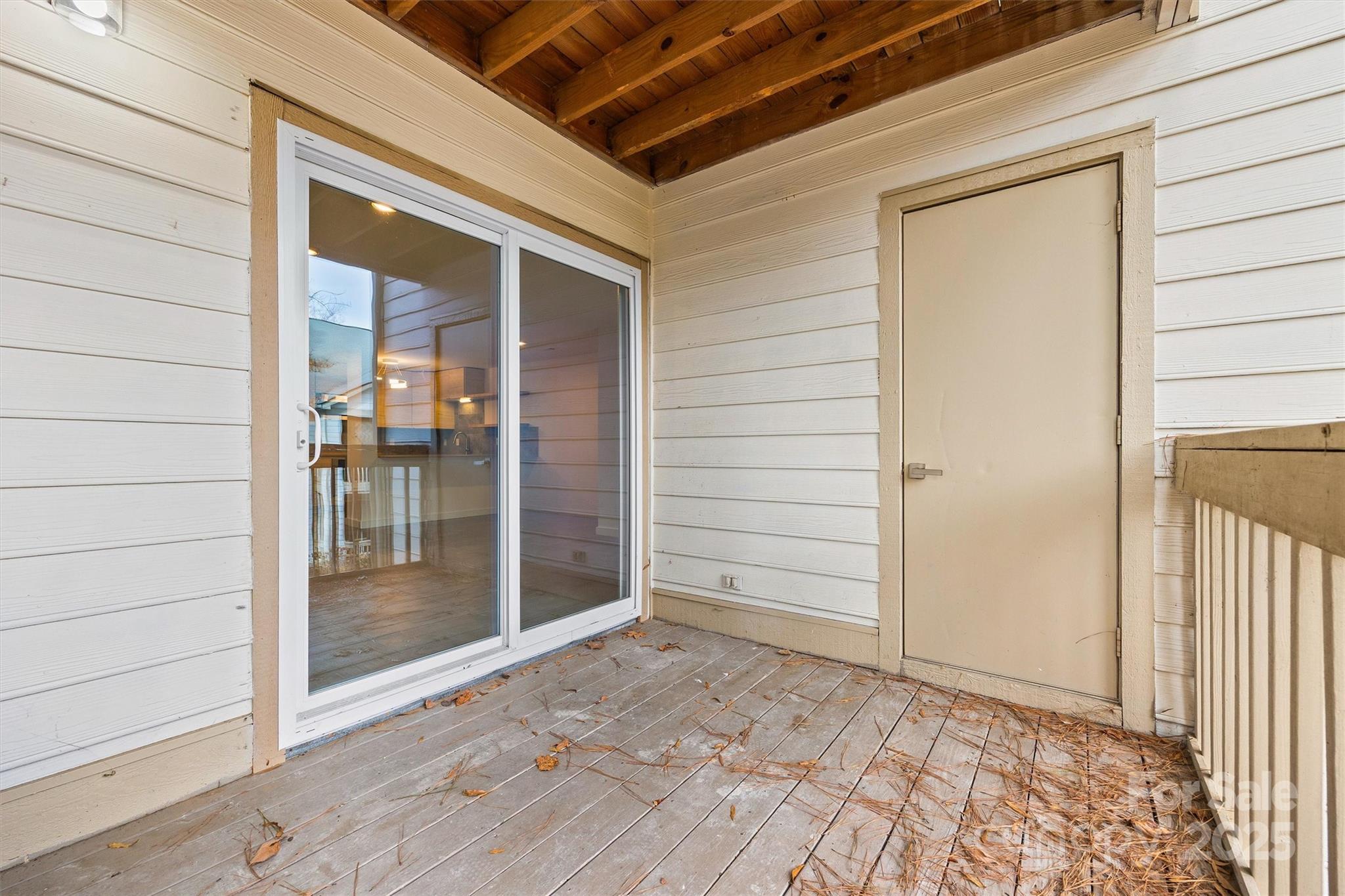 1041 Churchill Downs Court C