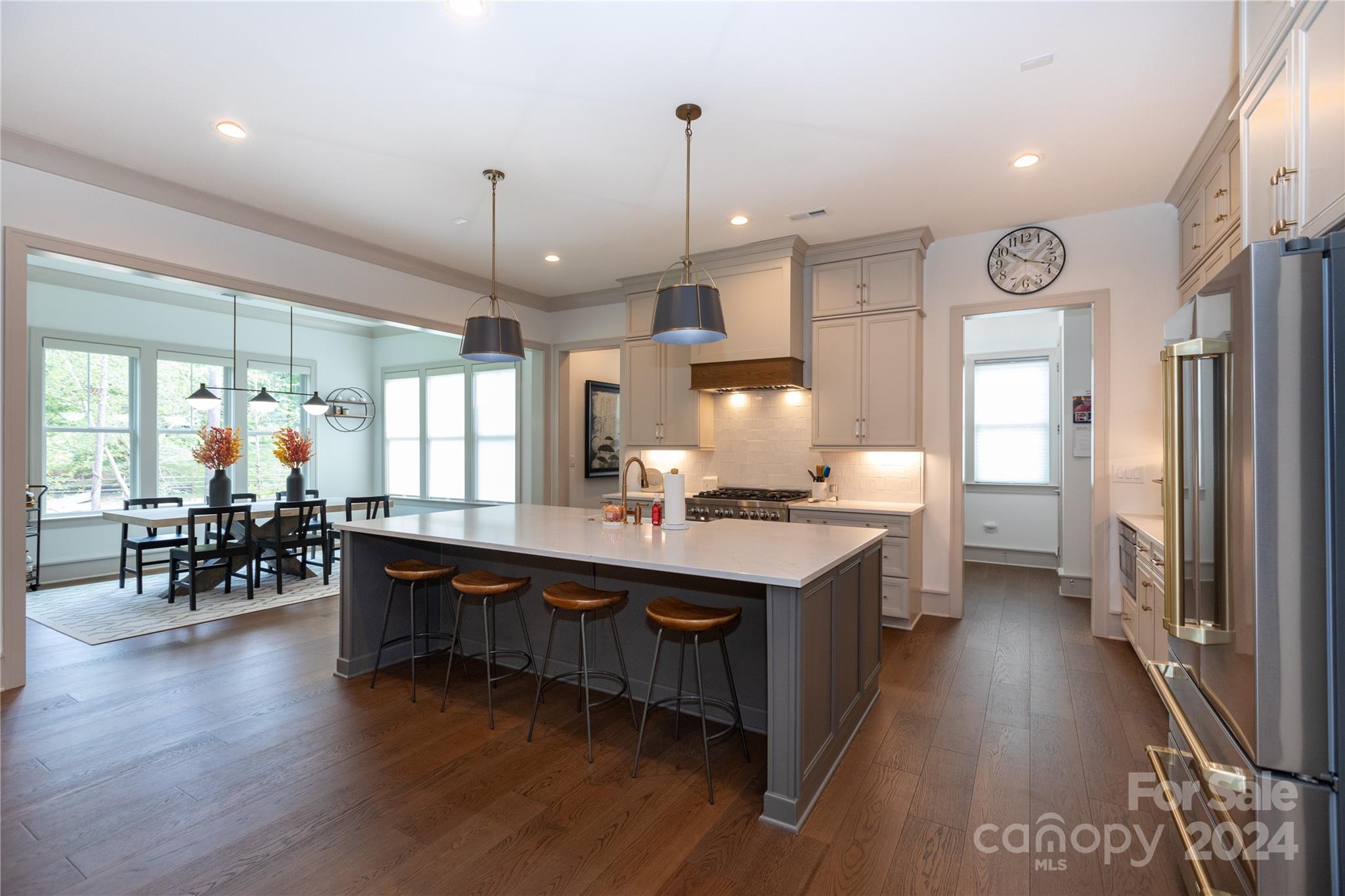 Airlie Woods - Residential