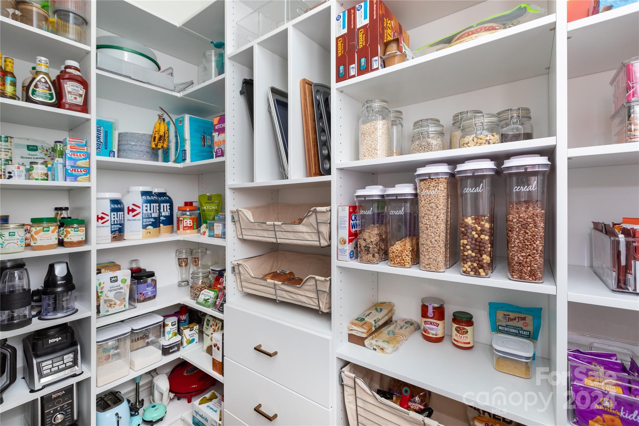 Airlie Woods - Residential