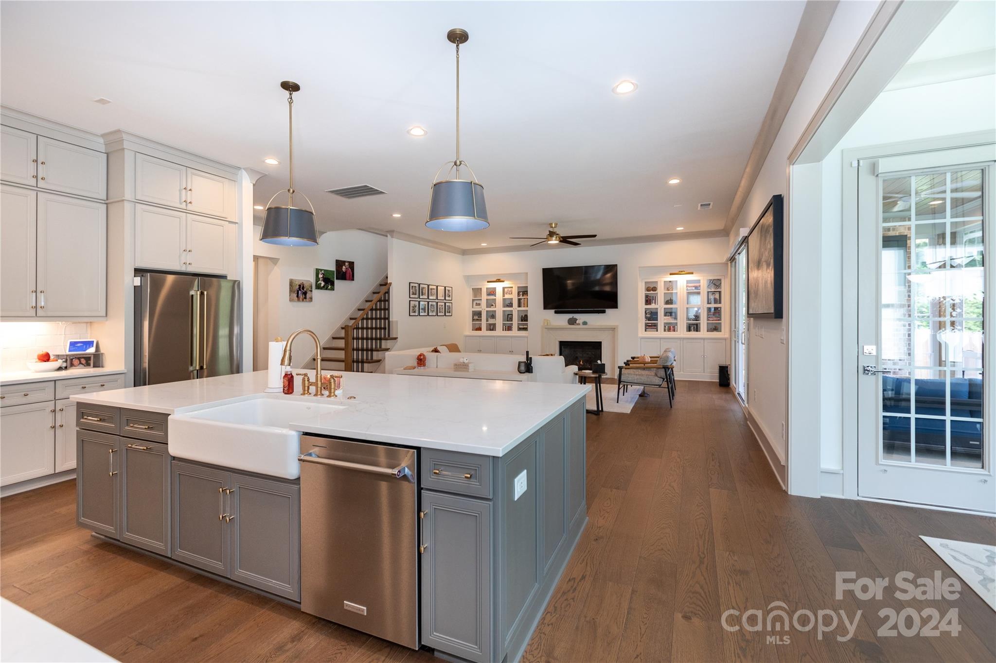 Airlie Woods - Residential