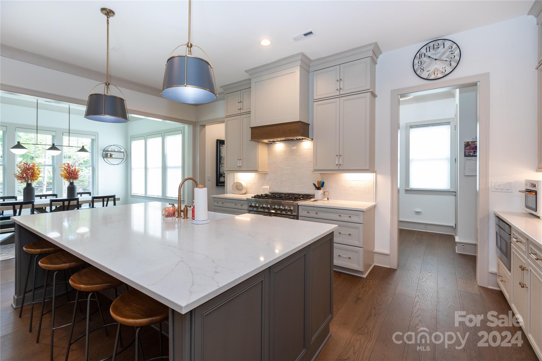 Airlie Woods - Residential